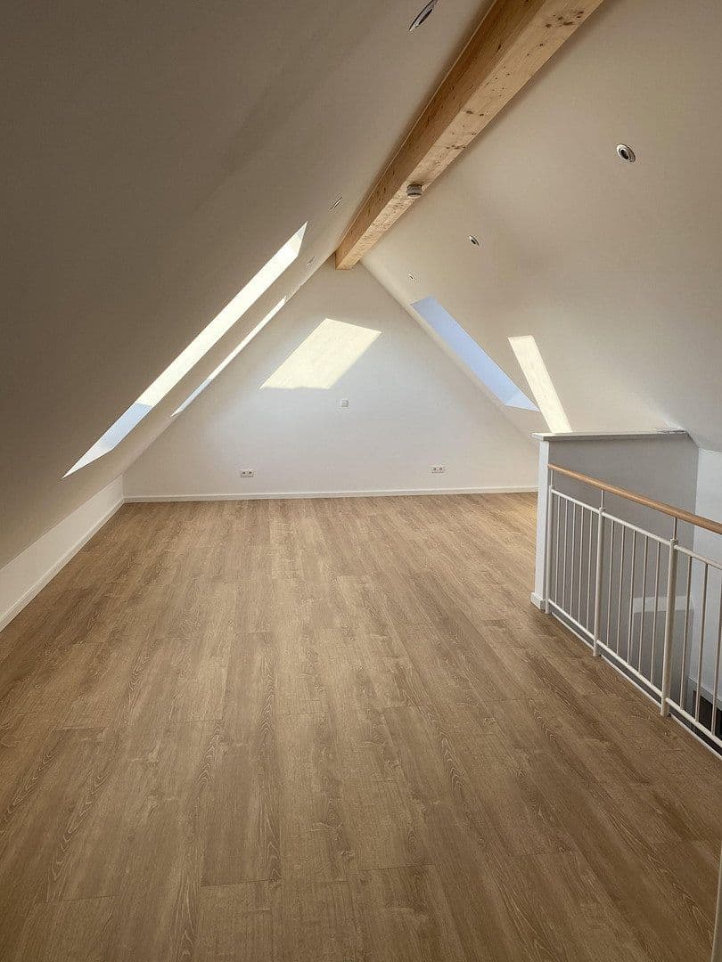 Pronájem bytu 3+1 115 m², Landsberg am Lech, Bavorsko Pronájem bytu 3+1 115 m², Landsberg am Lech, Bavorsko