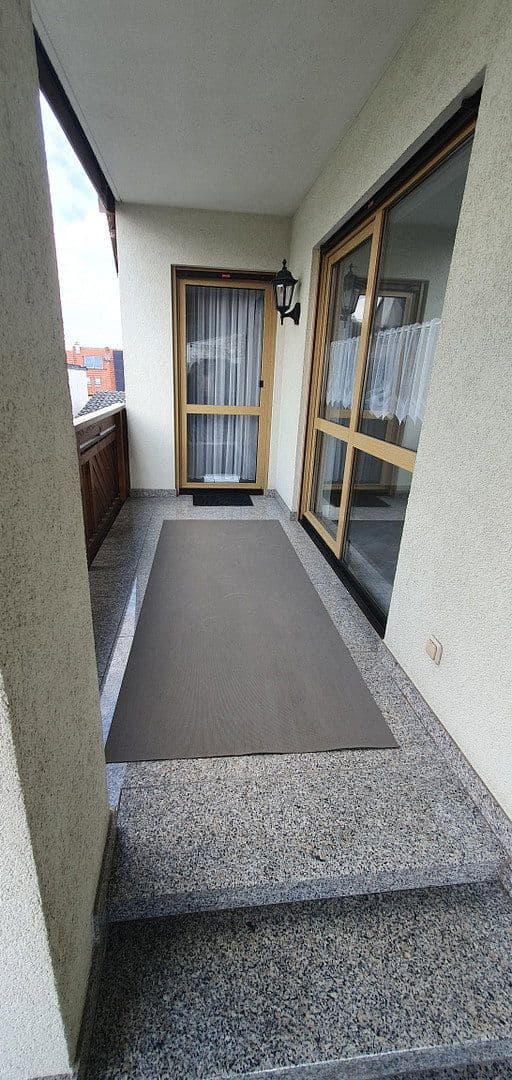 Pronájem bytu 4+1 145 m², Hirschaid, Bavorsko Pronájem bytu 4+1 145 m², Hirschaid, Bavorsko