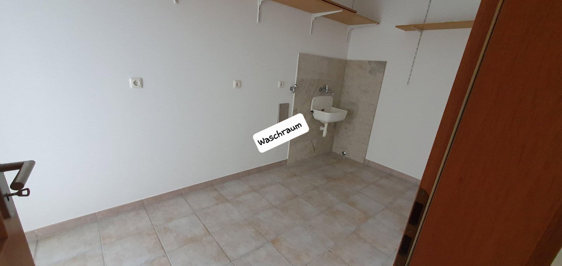 Pronájem bytu 4+1 145 m², Hirschaid, Bavorsko Pronájem bytu 4+1 145 m², Hirschaid, Bavorsko