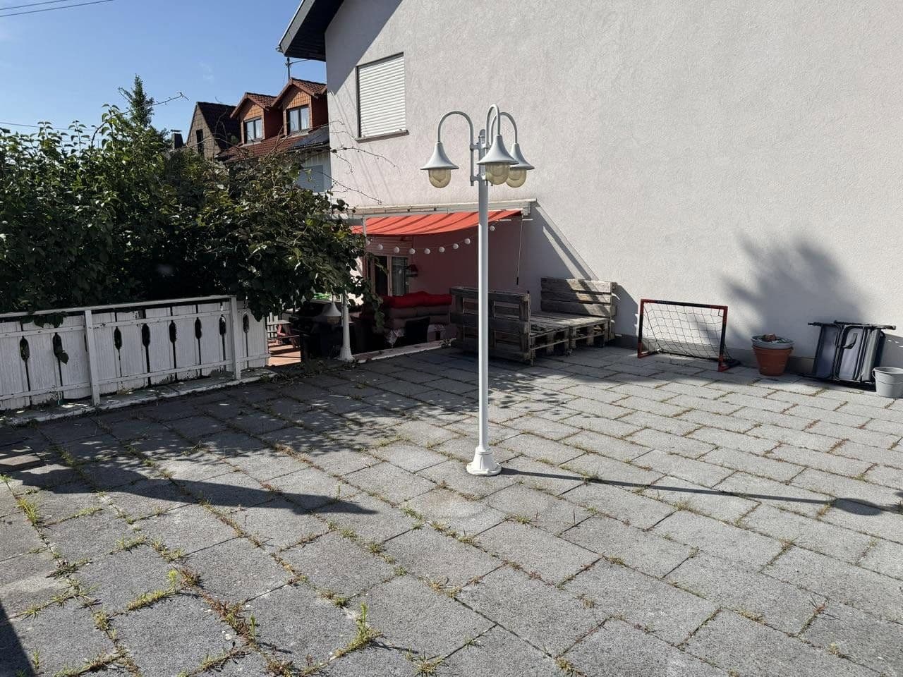 Prodej domu 297 m², pozemek 627 m², Graben-Neudorf, Bádensko-Württembersko Prodej domu 297 m², pozemek 627 m², Graben-Neudorf, Bádensko-Württembersko
