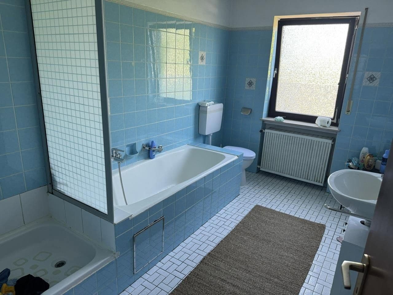 Prodej domu 297 m², pozemek 627 m², Graben-Neudorf, Bádensko-Württembersko Prodej domu 297 m², pozemek 627 m², Graben-Neudorf, Bádensko-Württembersko