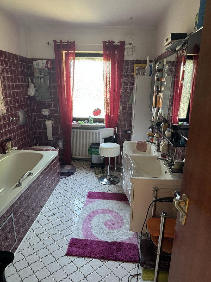 Prodej domu 297 m², pozemek 627 m², Graben-Neudorf, Bádensko-Württembersko Prodej domu 297 m², pozemek 627 m², Graben-Neudorf, Bádensko-Württembersko