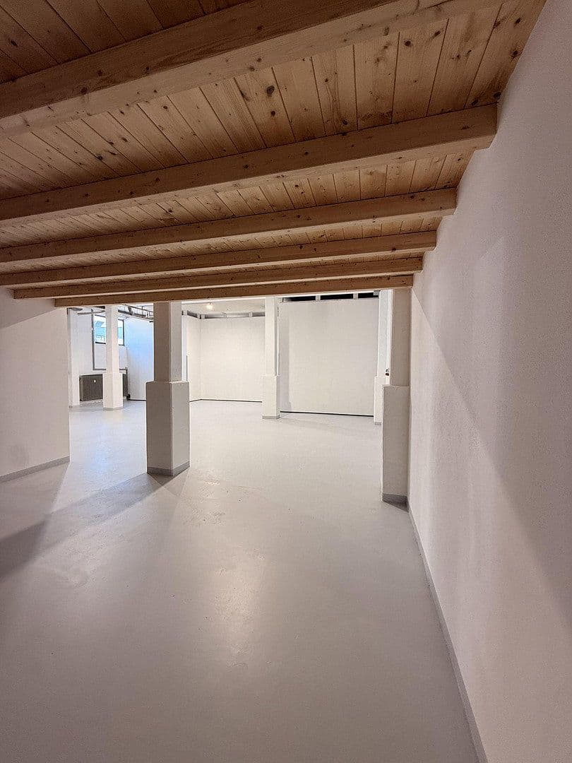 Pronájem nebytového prostoru 141 m², Asbach-Bäumenheim, Bavorsko Pronájem nebytového prostoru 141 m², Asbach-Bäumenheim, Bavorsko