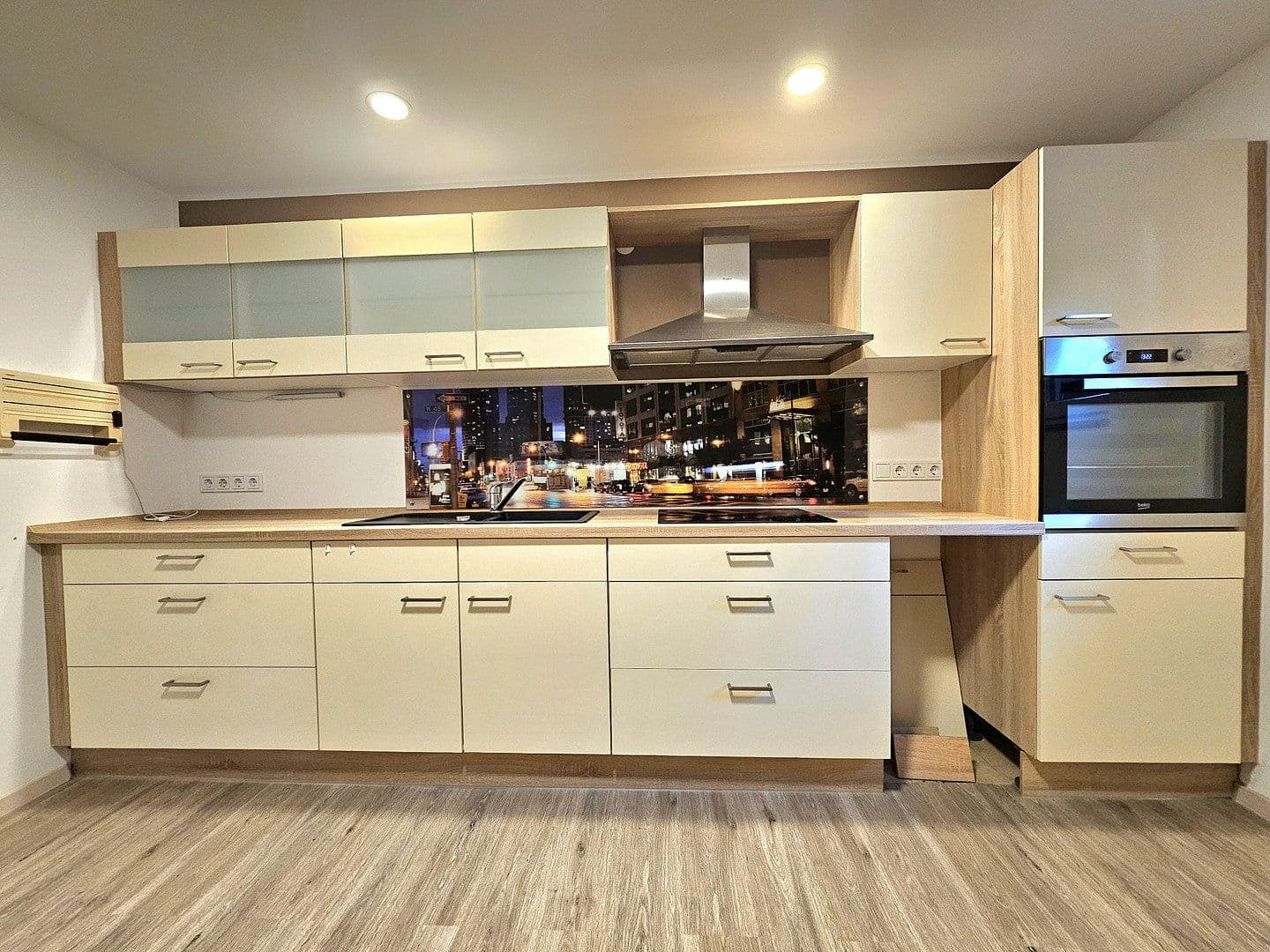 Pronájem bytu 4+1 155 m², Feldstraße 3, Bad Soden-Salmünster, Hessen Pronájem bytu 4+1 155 m², Feldstraße 3, Bad Soden-Salmünster, Hessen