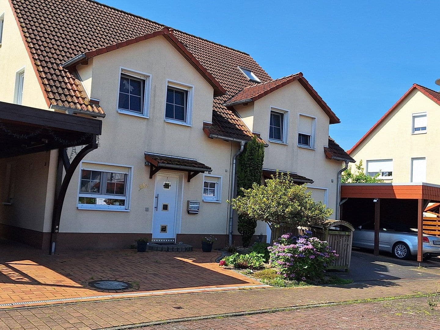 Prodej domu 143 m², pozemek 283 m², Wolfsburg, Dolní Sasko Prodej domu 143 m², pozemek 283 m², Wolfsburg, Dolní Sasko