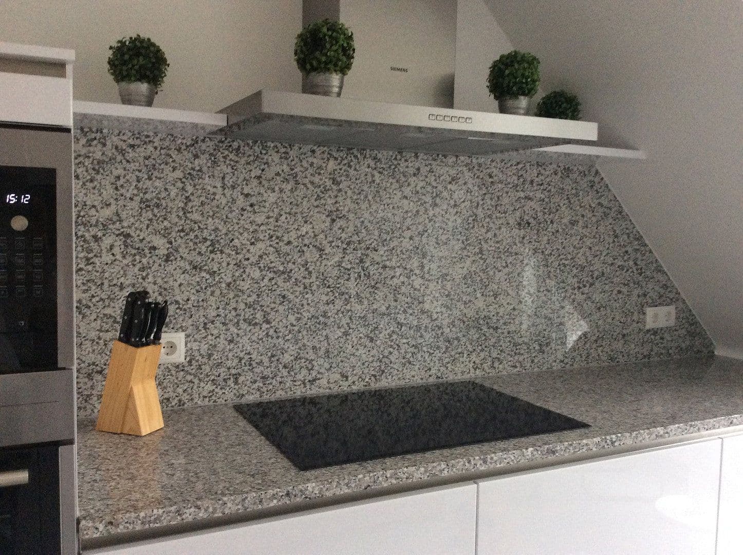 Prodej bytu 3+1 87 m², Düsseldorf, Severní Porýní-Vestfálsko Prodej bytu 3+1 87 m², Düsseldorf, Severní Porýní-Vestfálsko