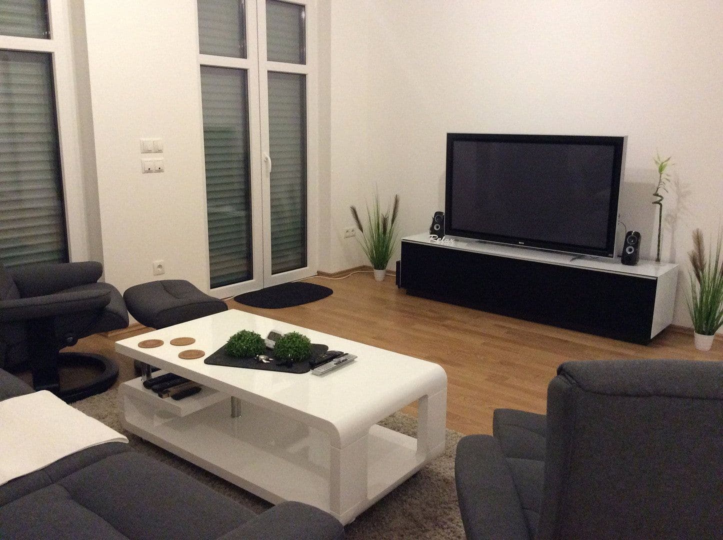 Prodej bytu 3+1 87 m², Düsseldorf, Severní Porýní-Vestfálsko Prodej bytu 3+1 87 m², Düsseldorf, Severní Porýní-Vestfálsko
