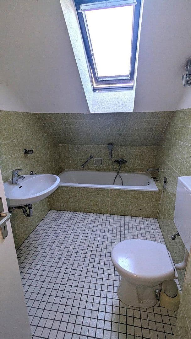 Pronájem bytu 2+1 48 m², Löttringhauser Str. 54, Dortmund, Severní Porýní-Vestfálsko Pronájem bytu 2+1 48 m², Löttringhauser Str. 54, Dortmund, Severní Porýní-Vestfálsko