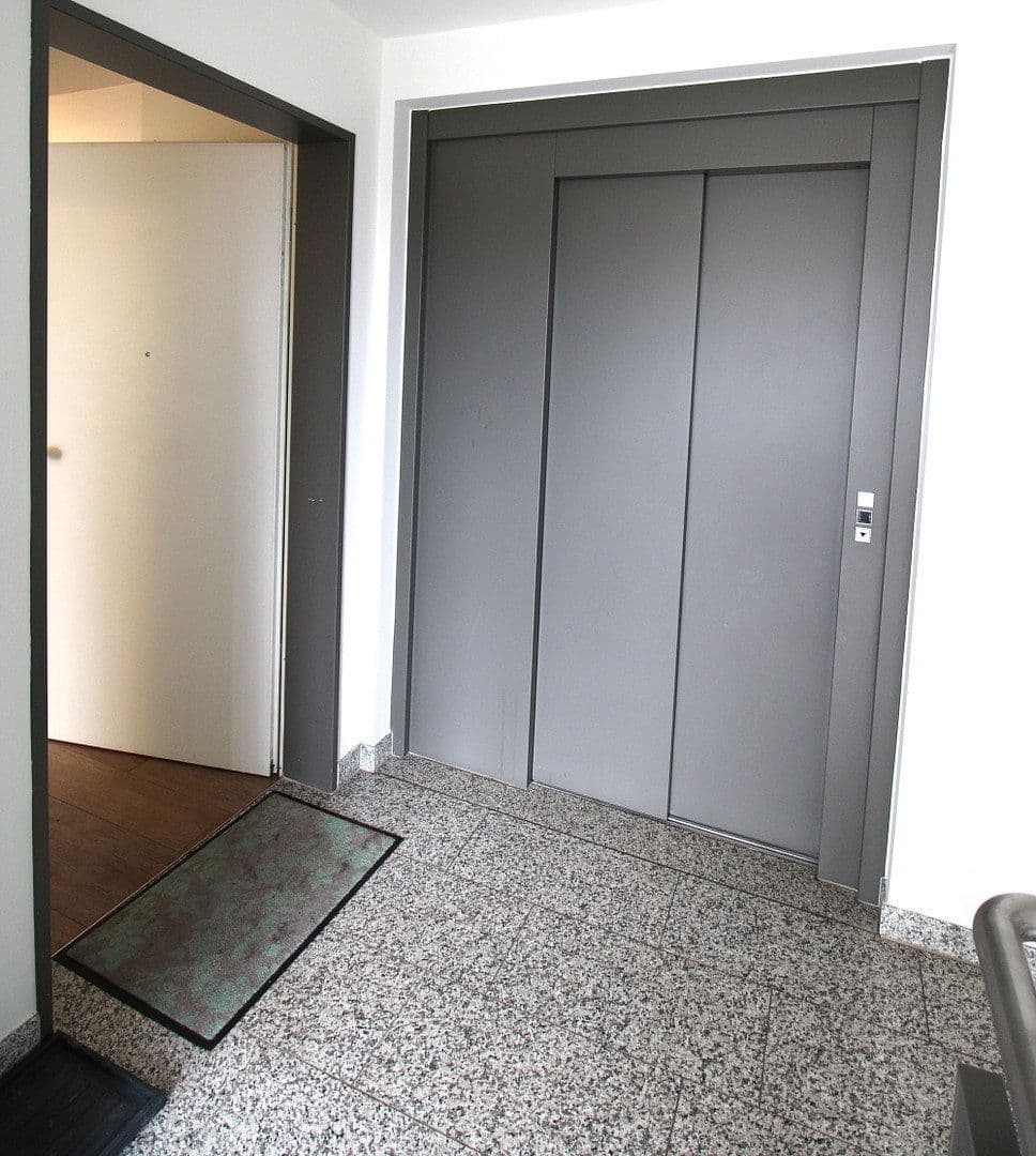 Pronájem bytu 3+1 71 m², Wallbergstraße 14, München, Bavorsko Pronájem bytu 3+1 71 m², Wallbergstraße 14, München, Bavorsko