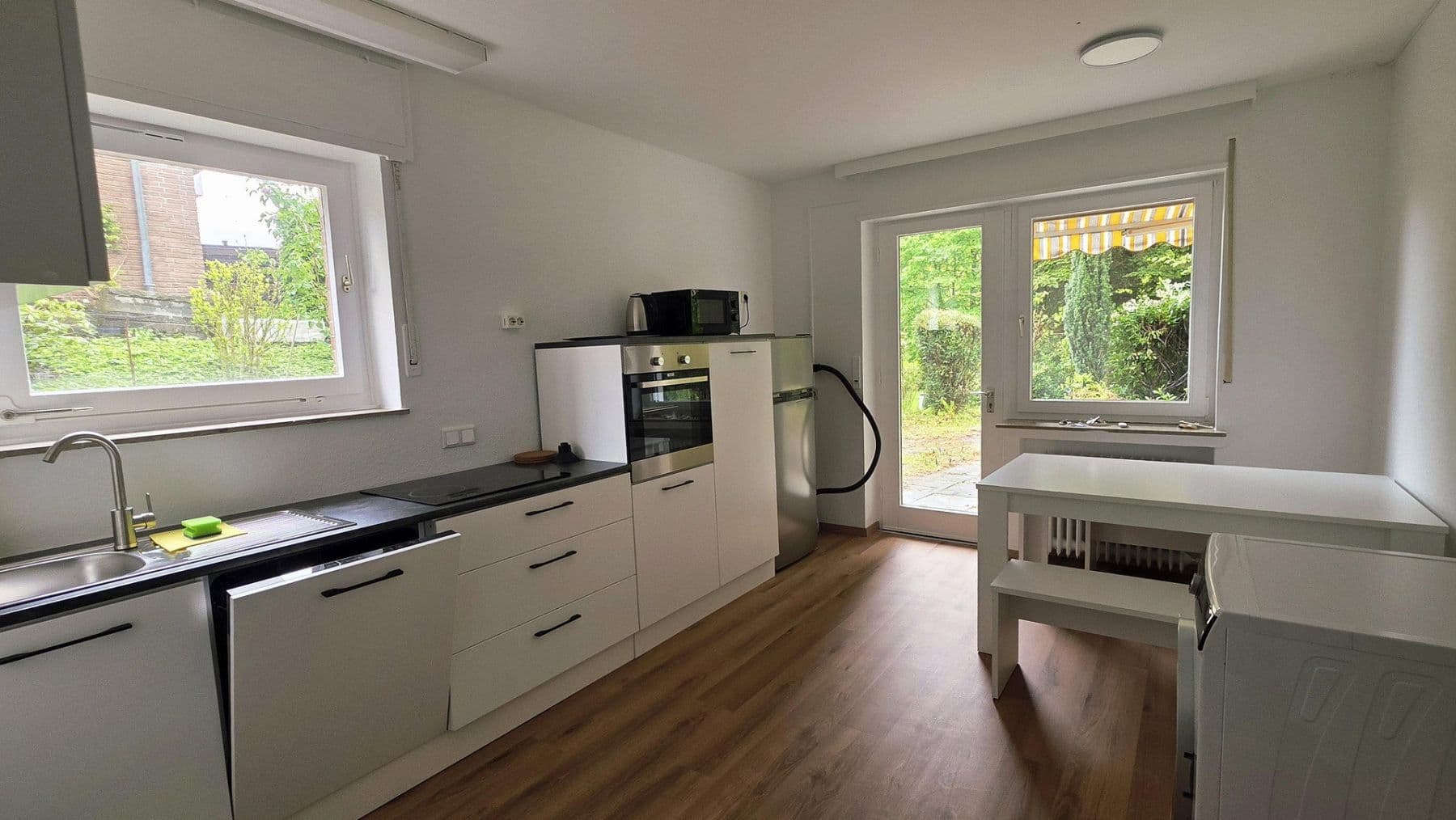 Prodej domu 367 m², pozemek 1.462 m², Bielefeld, Severní Porýní-Vestfálsko Prodej domu 367 m², pozemek 1.462 m², Bielefeld, Severní Porýní-Vestfálsko