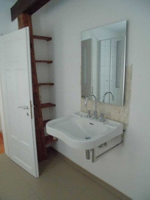 Pronájem domu 165 m², pozemek 160 m², Erbsengasse 15, Büdingen, Hessen Pronájem domu 165 m², pozemek 160 m², Erbsengasse 15, Büdingen, Hessen