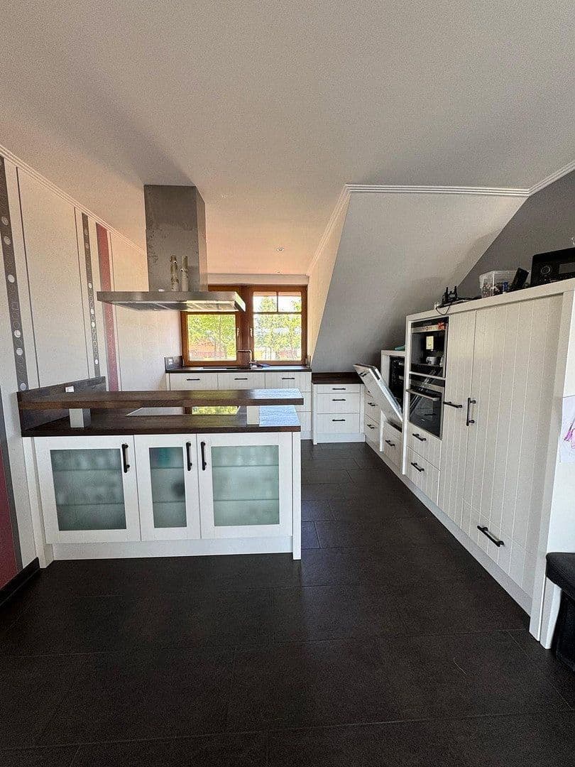 Prodej domu 487 m², pozemek 12.449 m², Niederlangen, Dolní Sasko Prodej domu 487 m², pozemek 12.449 m², Niederlangen, Dolní Sasko
