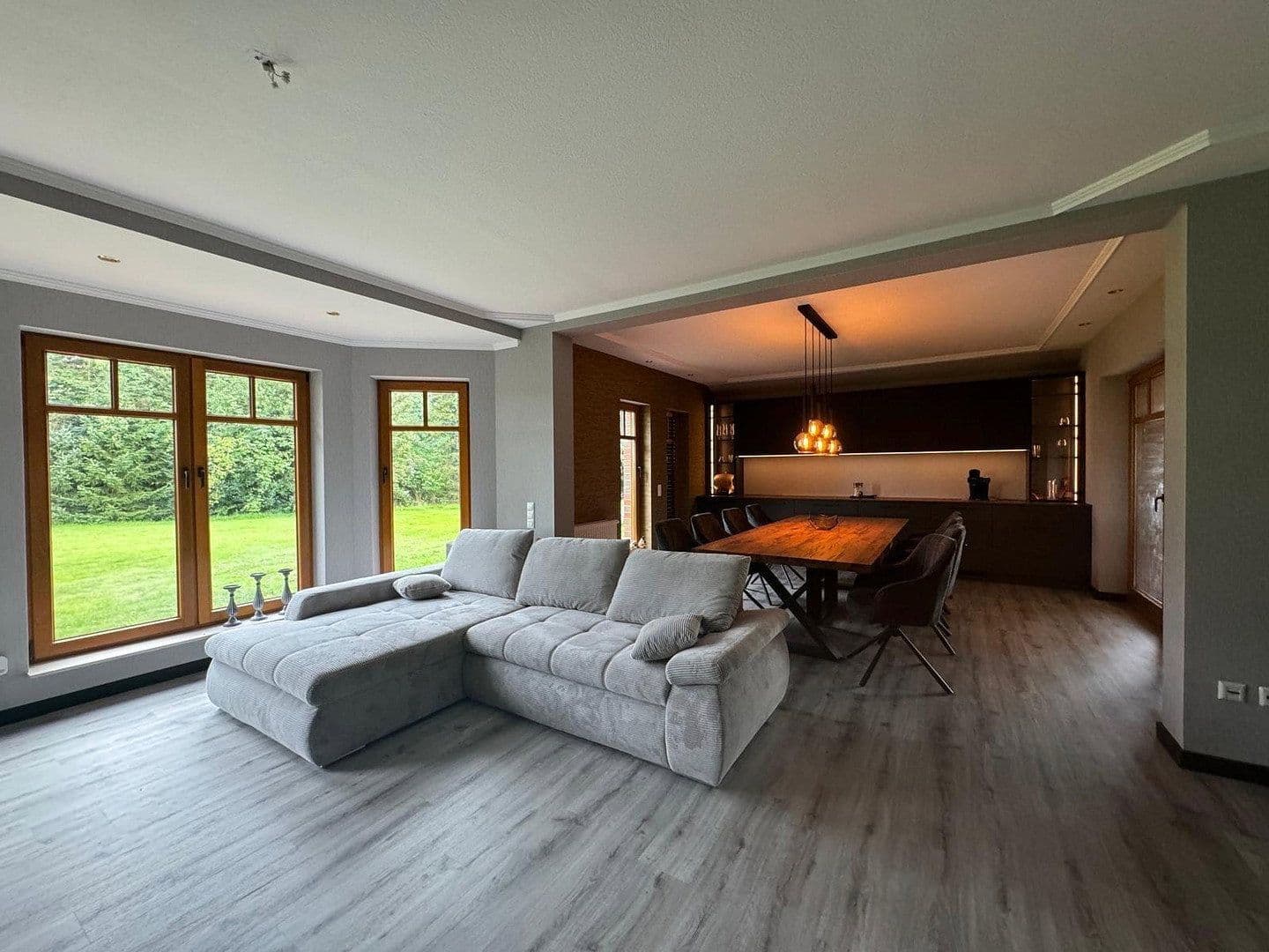 Prodej domu 487 m², pozemek 12.449 m², Niederlangen, Dolní Sasko Prodej domu 487 m², pozemek 12.449 m², Niederlangen, Dolní Sasko