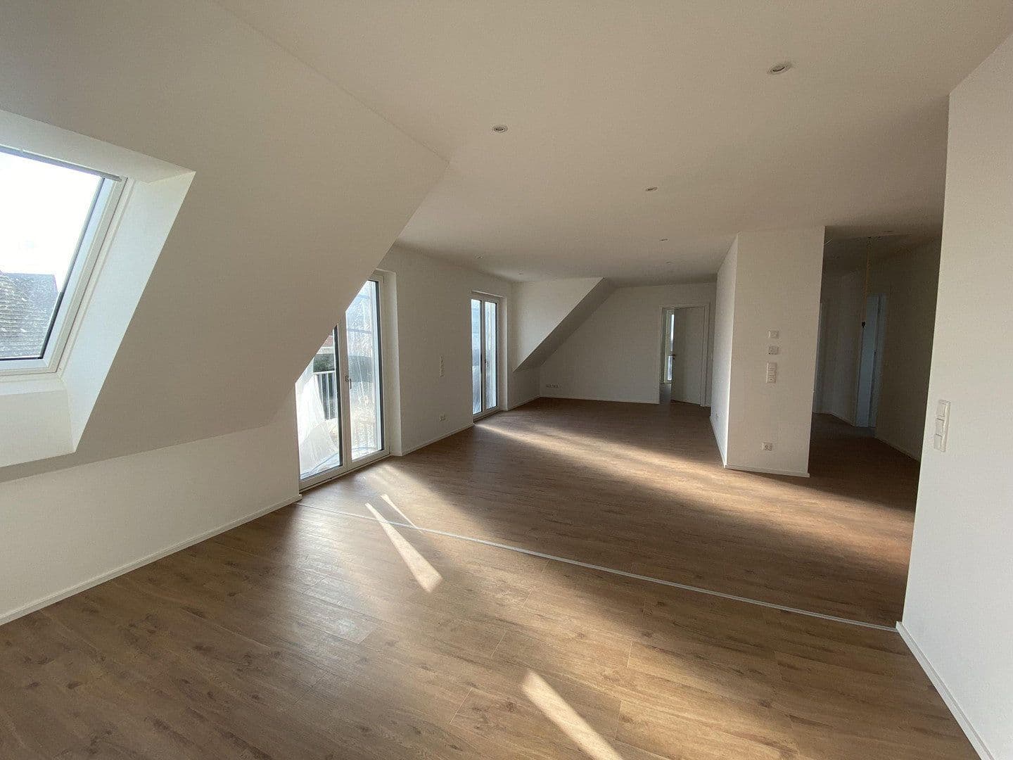 Pronájem bytu 3+1 98 m², Hetzles, Bavorsko Pronájem bytu 3+1 98 m², Hetzles, Bavorsko