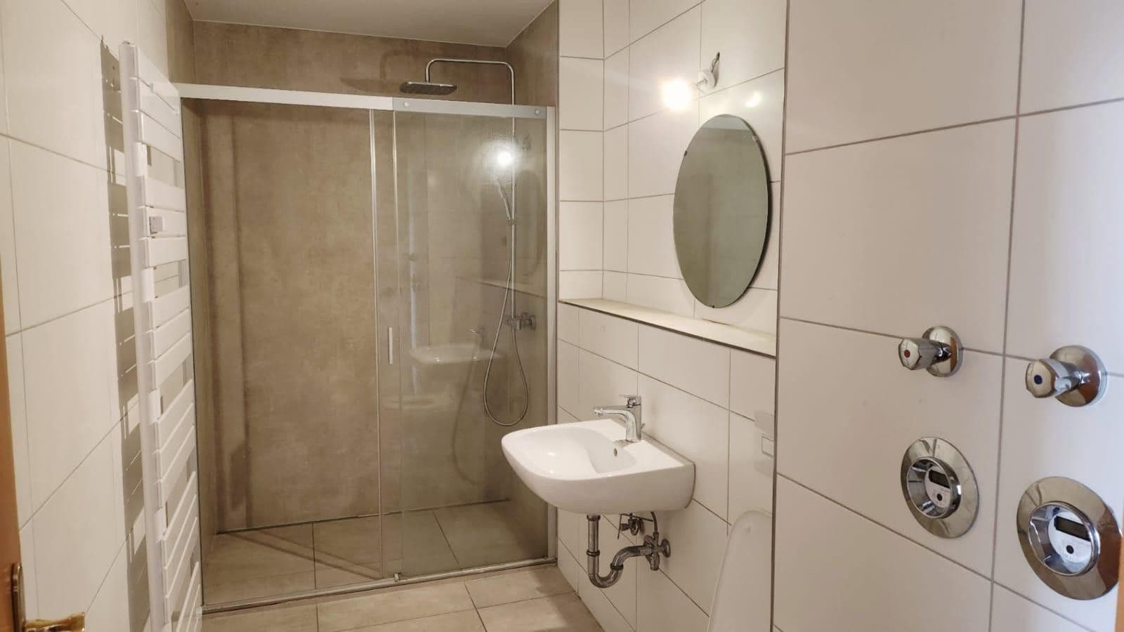 Pronájem bytu 2+1 67 m², Franz-Mehring-Straße 9, Chemnitz, Sasko Pronájem bytu 2+1 67 m², Franz-Mehring-Straße 9, Chemnitz, Sasko