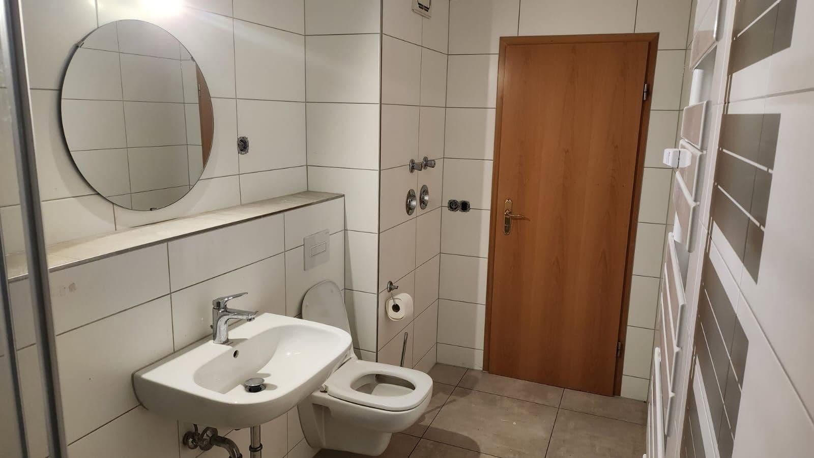 Pronájem bytu 2+1 67 m², Franz-Mehring-Straße 9, Chemnitz, Sasko Pronájem bytu 2+1 67 m², Franz-Mehring-Straße 9, Chemnitz, Sasko