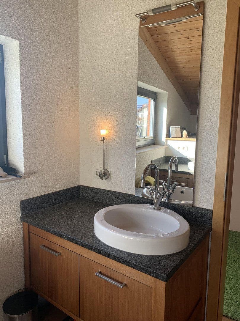 Prodej domu 225 m², pozemek 591 m², Tiefenbronn, Bádensko-Württembersko Prodej domu 225 m², pozemek 591 m², Tiefenbronn, Bádensko-Württembersko