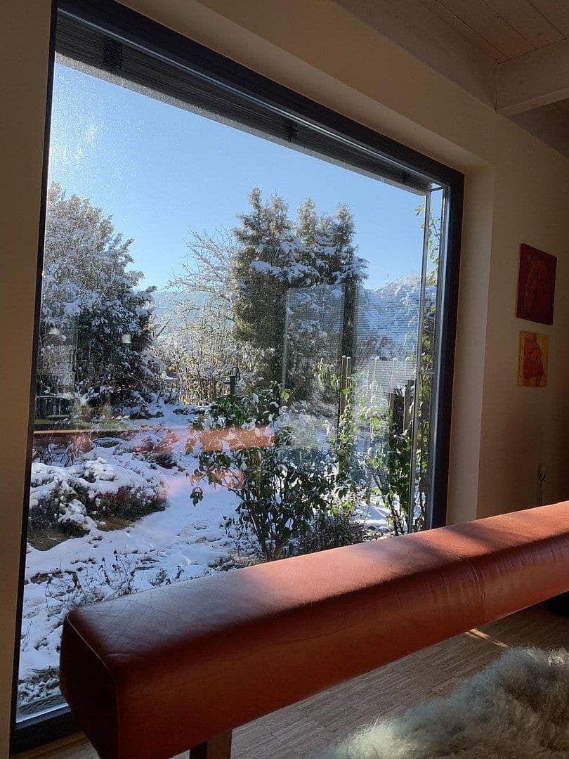 Prodej domu 225 m², pozemek 591 m², Tiefenbronn, Bádensko-Württembersko Prodej domu 225 m², pozemek 591 m², Tiefenbronn, Bádensko-Württembersko