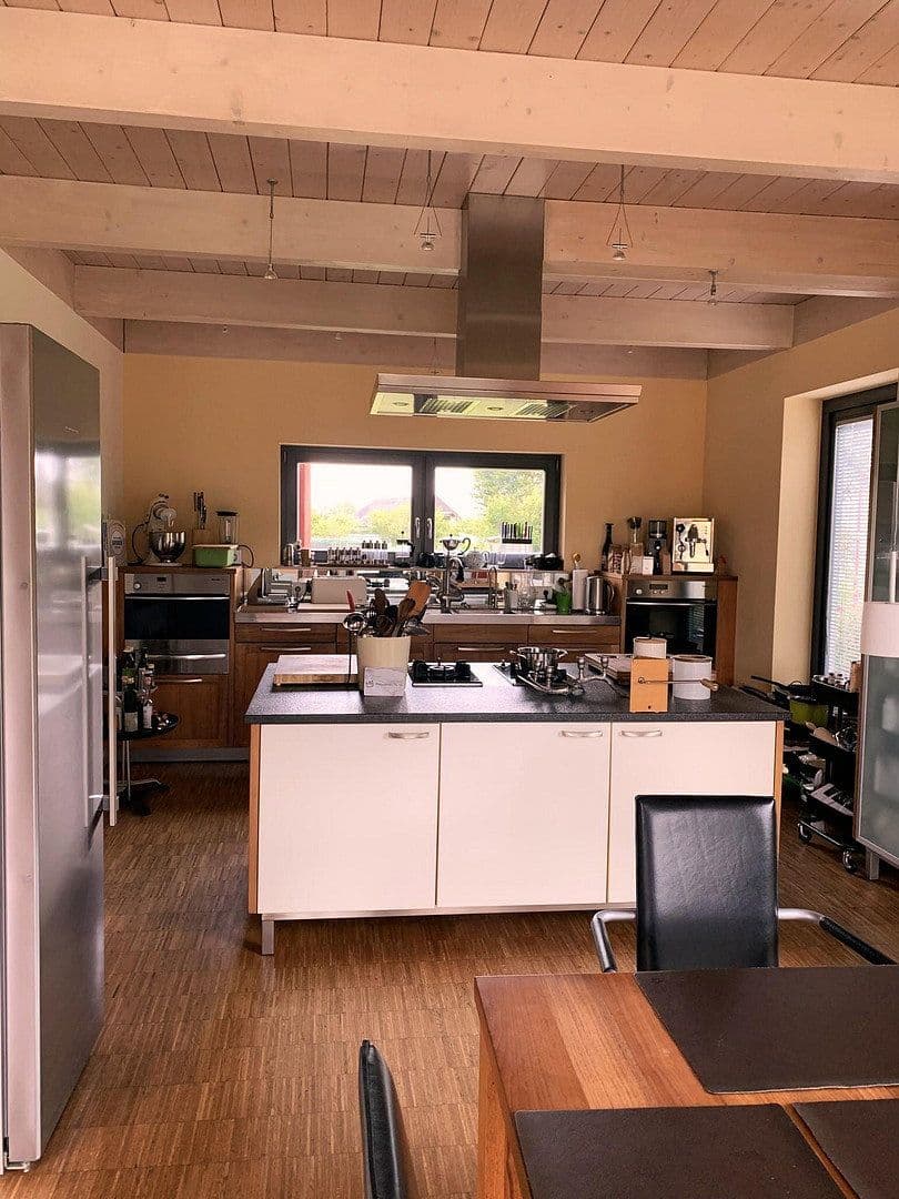Prodej domu 225 m², pozemek 591 m², Tiefenbronn, Bádensko-Württembersko Prodej domu 225 m², pozemek 591 m², Tiefenbronn, Bádensko-Württembersko