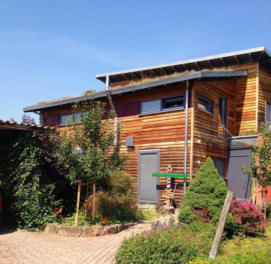 Prodej domu 225 m², pozemek 591 m², Tiefenbronn, Bádensko-Württembersko Prodej domu 225 m², pozemek 591 m², Tiefenbronn, Bádensko-Württembersko
