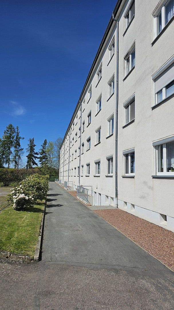 Prodej bytu 3+1 58 m², Rudolf-Breitscheid-Straße 22, Gersdorf, Sasko Prodej bytu 3+1 58 m², Rudolf-Breitscheid-Straße 22, Gersdorf, Sasko