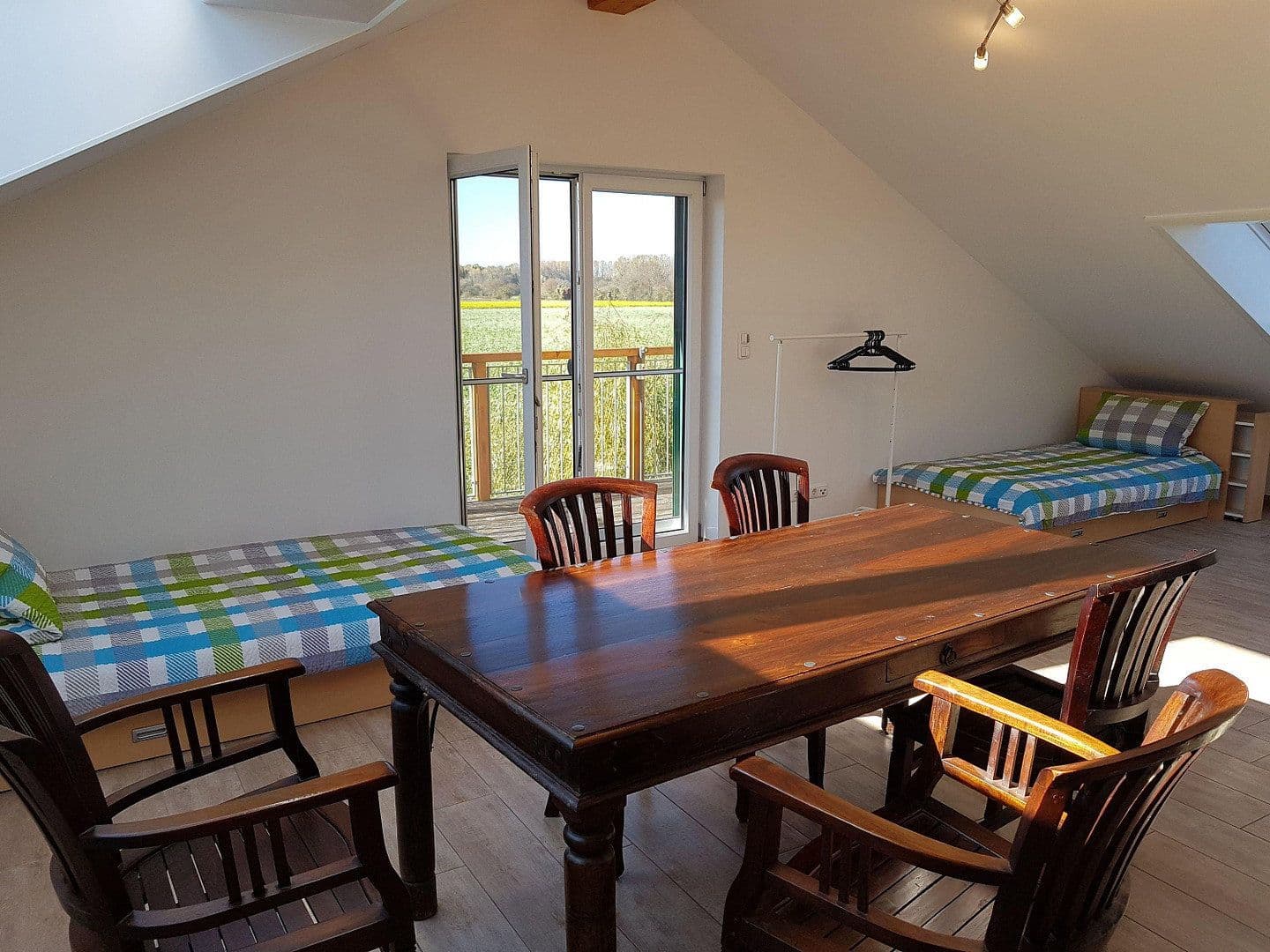 Prodej domu 185 m², pozemek 806 m², München, Bavorsko Prodej domu 185 m², pozemek 806 m², München, Bavorsko
