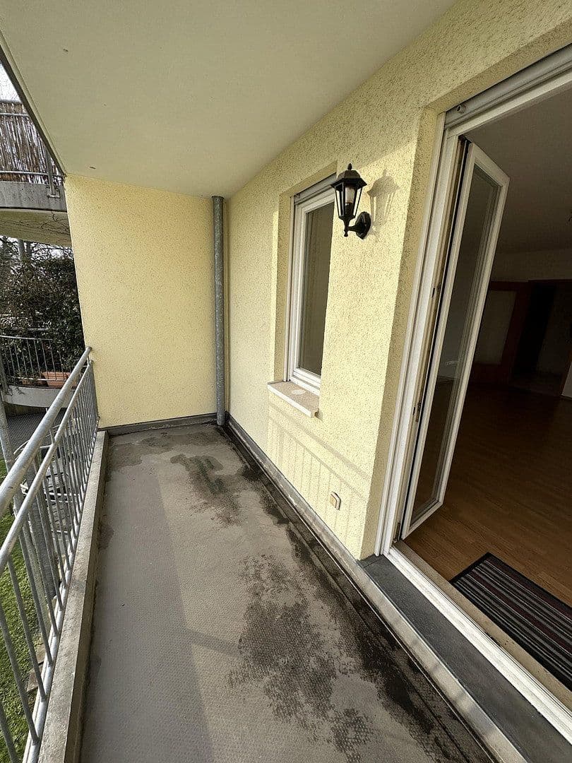 Pronájem bytu 2+1 64 m², Königstr. 41, Remscheid, Severní Porýní-Vestfálsko Pronájem bytu 2+1 64 m², Königstr. 41, Remscheid, Severní Porýní-Vestfálsko