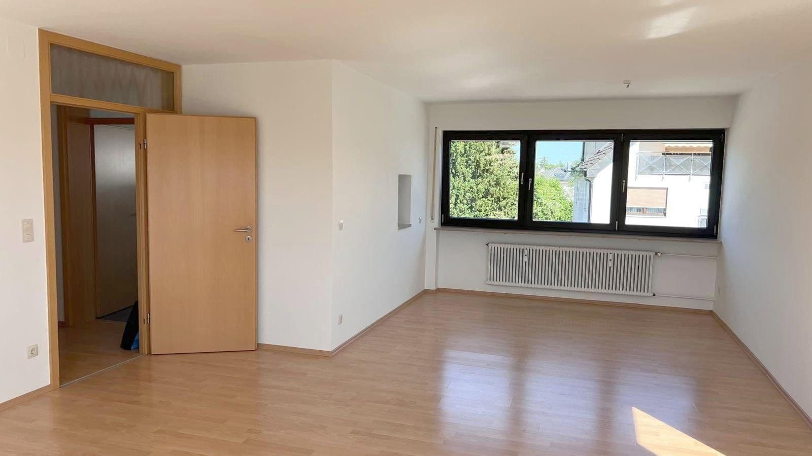 Pronájem bytu 4+1 104 m², Fürth, Bavorsko Pronájem bytu 4+1 104 m², Fürth, Bavorsko