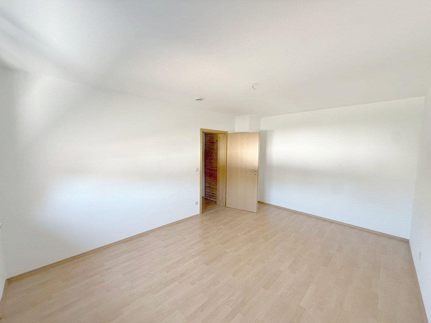 Pronájem bytu 4+1 104 m², Fürth, Bavorsko Pronájem bytu 4+1 104 m², Fürth, Bavorsko