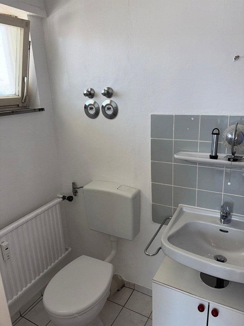 Pronájem bytu 2+1 37 m², Erlenweg 6, Emmendingen, Bádensko-Württembersko Pronájem bytu 2+1 37 m², Erlenweg 6, Emmendingen, Bádensko-Württembersko