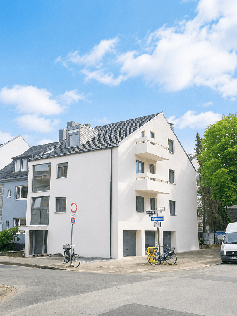 Prodej domu 280 m², pozemek 261 m², Baumstraße 1, Düsseldorf, Severní Porýní-Vestfálsko Prodej domu 280 m², pozemek 261 m², Baumstraße 1, Düsseldorf, Severní Porýní-Vestfálsko