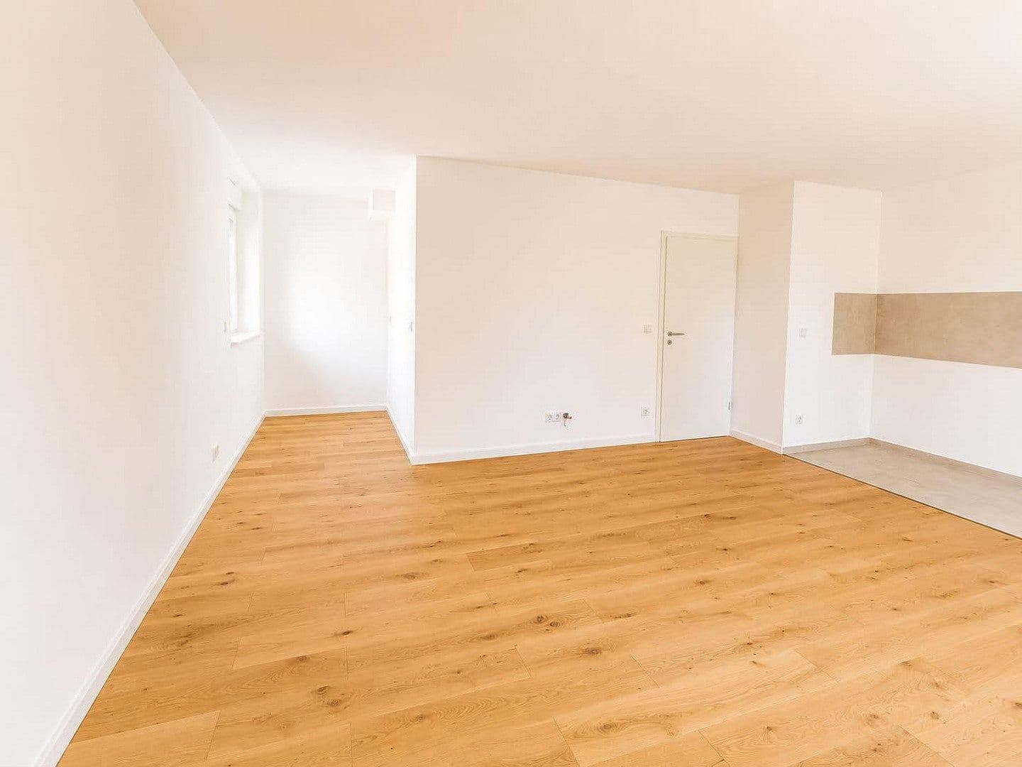 Prodej domu 280 m², pozemek 261 m², Baumstraße 1, Düsseldorf, Severní Porýní-Vestfálsko Prodej domu 280 m², pozemek 261 m², Baumstraße 1, Düsseldorf, Severní Porýní-Vestfálsko