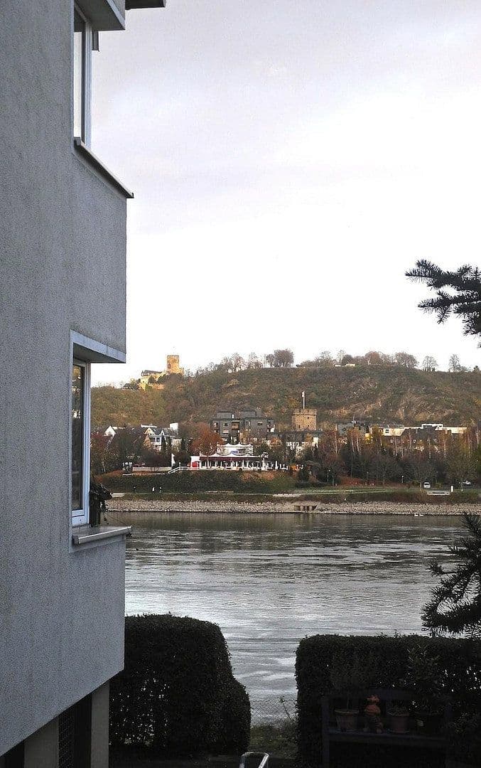Prodej bytu 4+1 75 m², Brunnenstr., Koblenz - Stolzenfels KRIPP, Porýní-Falc Prodej bytu 4+1 75 m², Brunnenstr., Koblenz - Stolzenfels KRIPP, Porýní-Falc