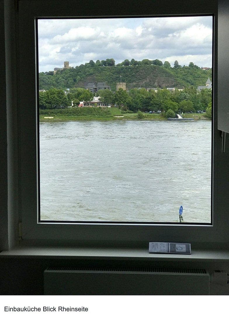 Prodej bytu 4+1 75 m², Brunnenstr., Koblenz - Stolzenfels KRIPP, Porýní-Falc Prodej bytu 4+1 75 m², Brunnenstr., Koblenz - Stolzenfels KRIPP, Porýní-Falc