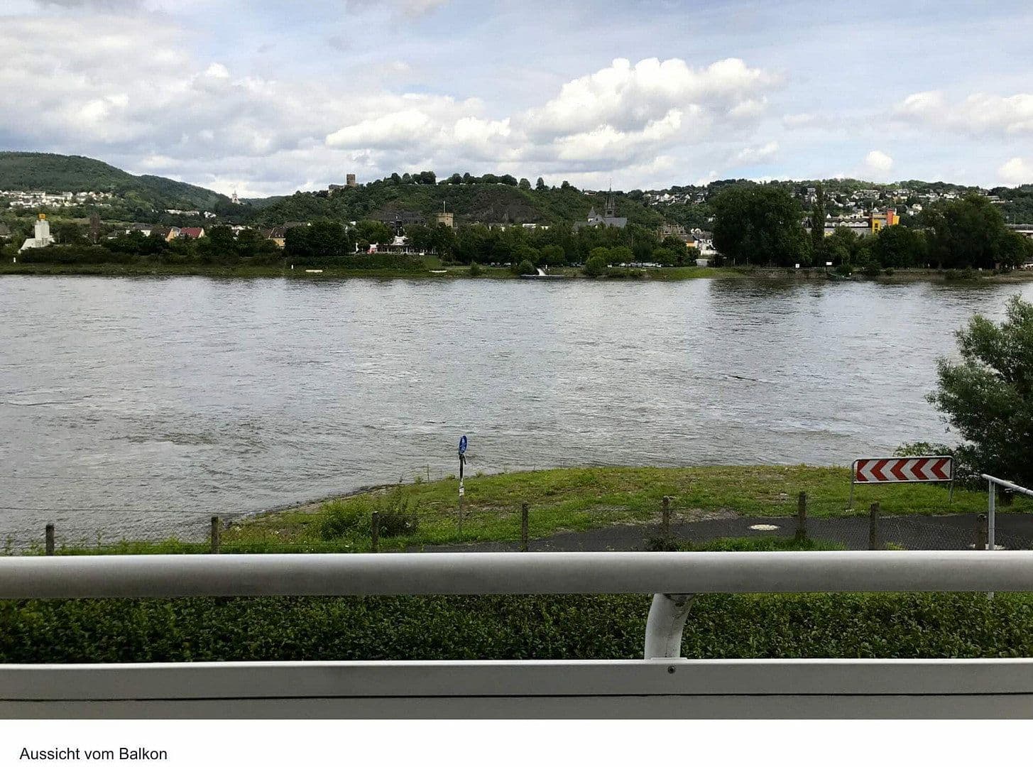 Prodej bytu 4+1 75 m², Brunnenstr., Koblenz - Stolzenfels KRIPP, Porýní-Falc Prodej bytu 4+1 75 m², Brunnenstr., Koblenz - Stolzenfels KRIPP, Porýní-Falc
