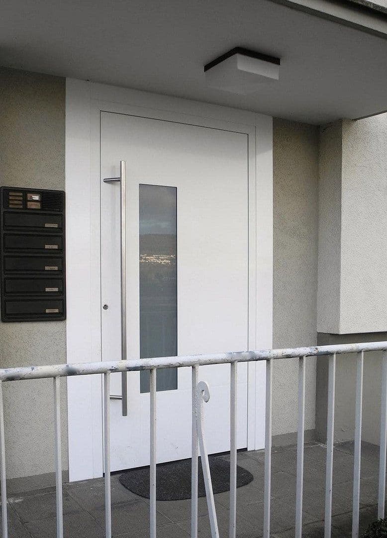Prodej bytu 4+1 75 m², Brunnenstr., Koblenz - Stolzenfels KRIPP, Porýní-Falc Prodej bytu 4+1 75 m², Brunnenstr., Koblenz - Stolzenfels KRIPP, Porýní-Falc