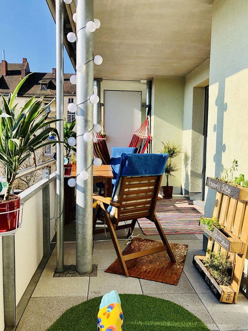 Pronájem bytu 3+1 65 m², Wolgemutstr. 17, Nürnberg, Bavorsko Pronájem bytu 3+1 65 m², Wolgemutstr. 17, Nürnberg, Bavorsko