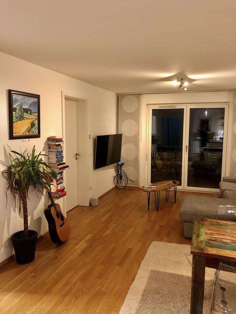 Pronájem bytu 3+1 65 m², Wolgemutstr. 17, Nürnberg, Bavorsko Pronájem bytu 3+1 65 m², Wolgemutstr. 17, Nürnberg, Bavorsko