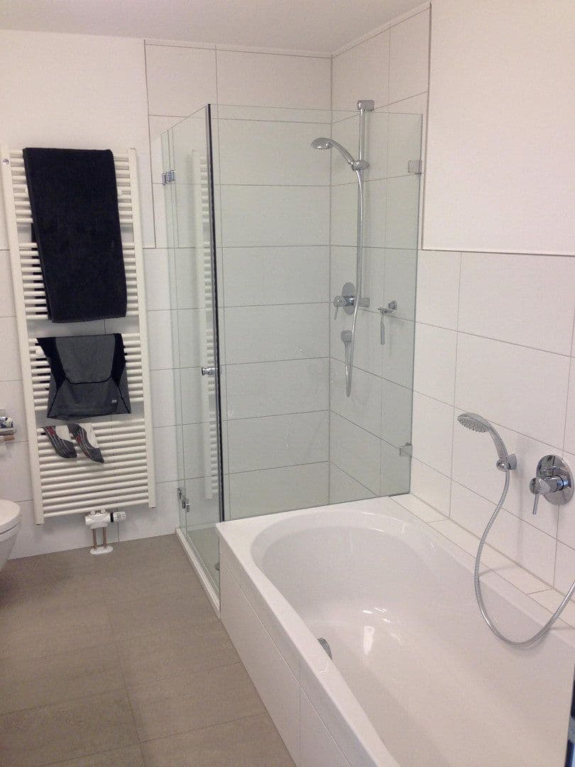 Pronájem bytu 3+1 65 m², Wolgemutstr. 17, Nürnberg, Bavorsko Pronájem bytu 3+1 65 m², Wolgemutstr. 17, Nürnberg, Bavorsko