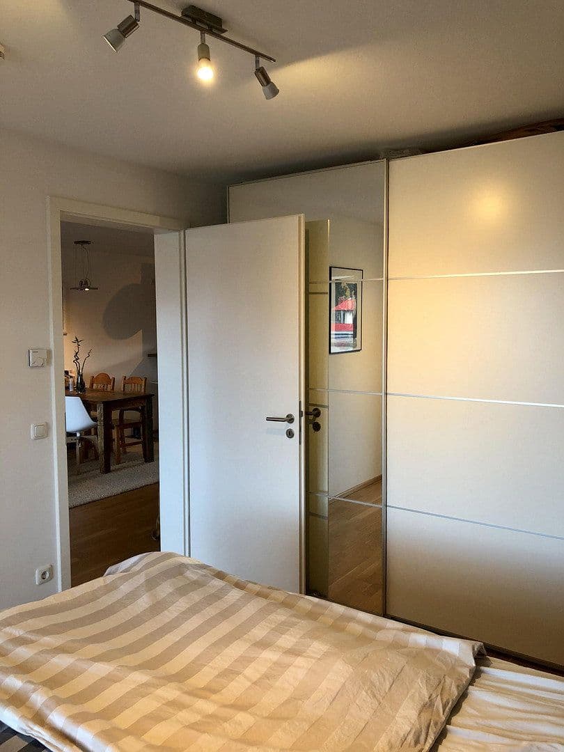 Pronájem bytu 3+1 65 m², Wolgemutstr. 17, Nürnberg, Bavorsko Pronájem bytu 3+1 65 m², Wolgemutstr. 17, Nürnberg, Bavorsko