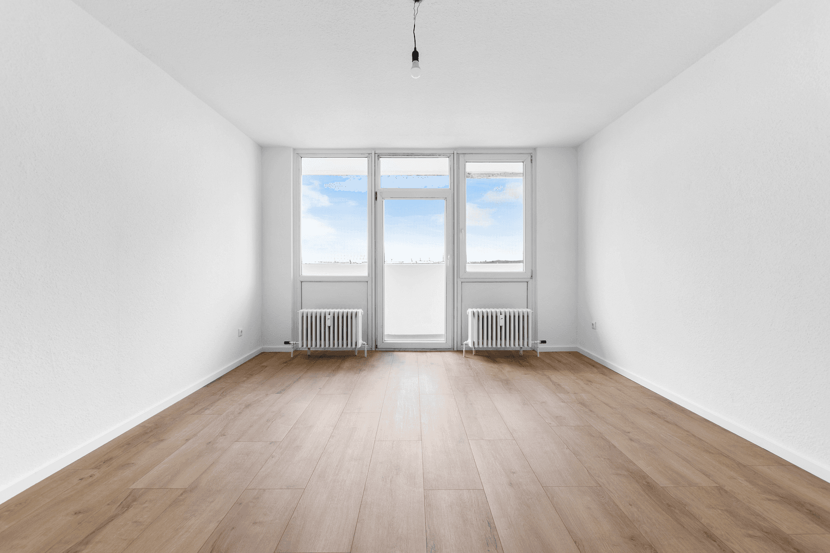 Pronájem bytu 2+1 65 m², Julius-Brecht-Straße 3, Frankfurt am Main, Hessen Pronájem bytu 2+1 65 m², Julius-Brecht-Straße 3, Frankfurt am Main, Hessen