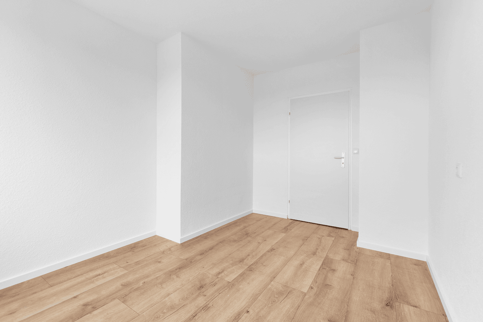 Pronájem bytu 2+1 65 m², Julius-Brecht-Straße 3, Frankfurt am Main, Hessen Pronájem bytu 2+1 65 m², Julius-Brecht-Straße 3, Frankfurt am Main, Hessen