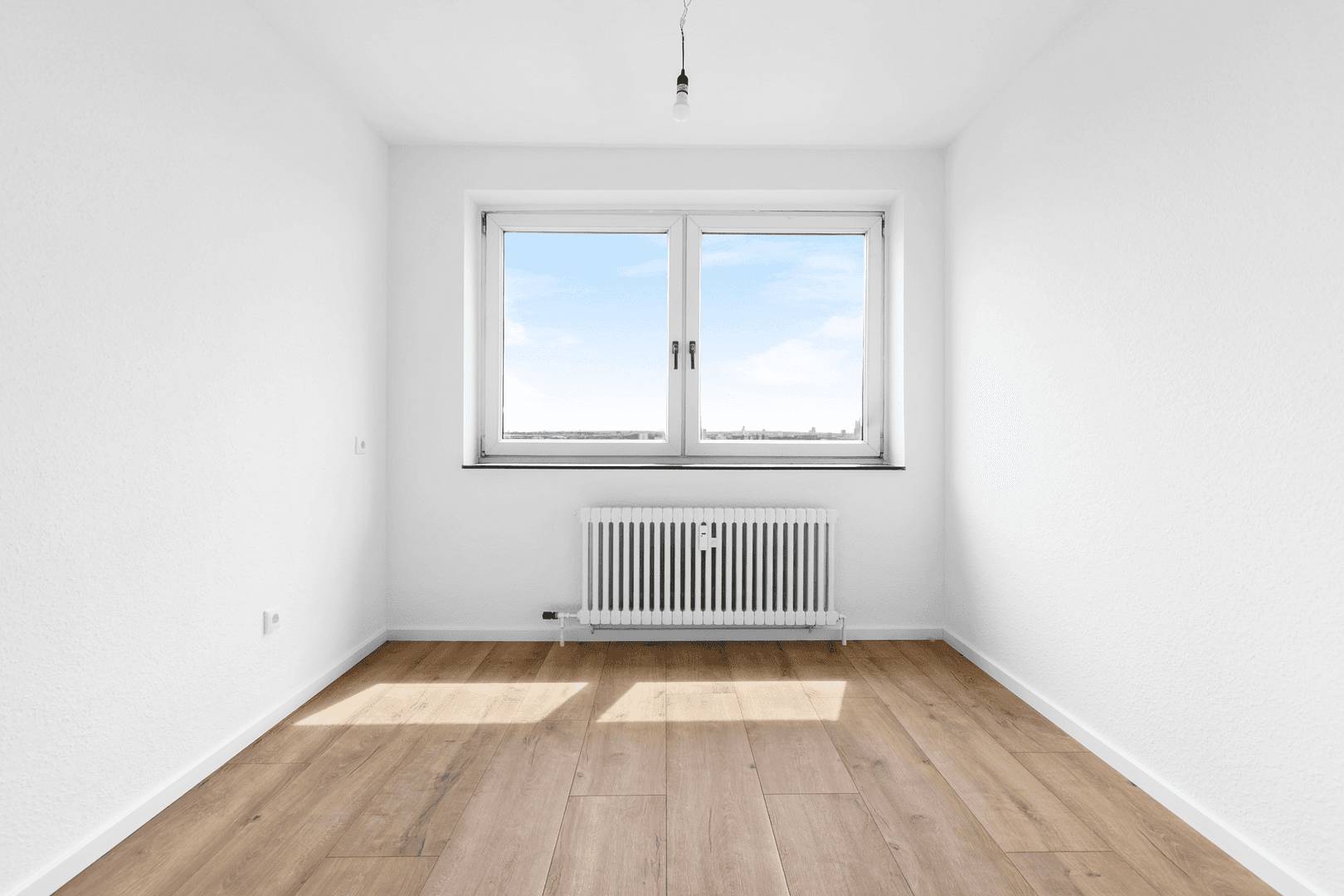 Pronájem bytu 2+1 65 m², Julius-Brecht-Straße 3, Frankfurt am Main, Hessen Pronájem bytu 2+1 65 m², Julius-Brecht-Straße 3, Frankfurt am Main, Hessen