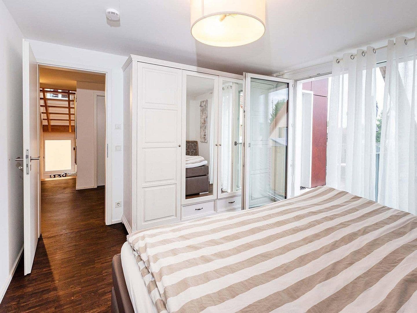 Pronájem bytu 4+kk 137 m², Mooserstrasse 16, Radolfzell am Bodensee, Bádensko-Württembersko Pronájem bytu 4+kk 137 m², Mooserstrasse 16, Radolfzell am Bodensee, Bádensko-Württembersko
