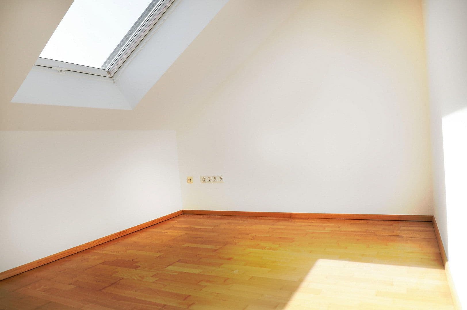 Prodej bytu 4+1 88 m², Gaimersheim, Bavorsko Prodej bytu 4+1 88 m², Gaimersheim, Bavorsko