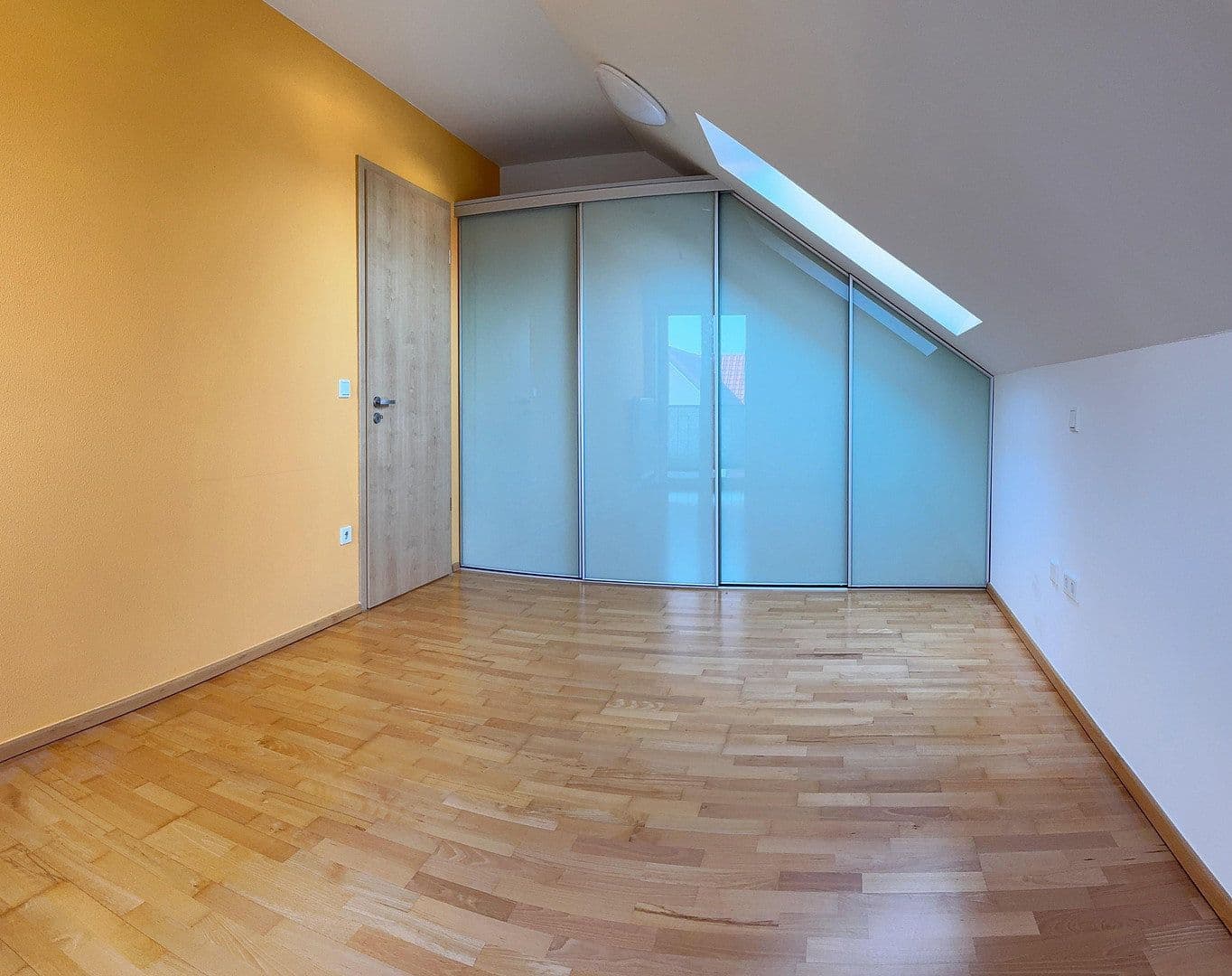 Prodej bytu 4+1 88 m², Gaimersheim, Bavorsko Prodej bytu 4+1 88 m², Gaimersheim, Bavorsko