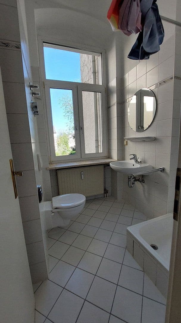 Pronájem bytu 2+1 43 m², Antonstraße 22, Plauen, Sasko Pronájem bytu 2+1 43 m², Antonstraße 22, Plauen, Sasko