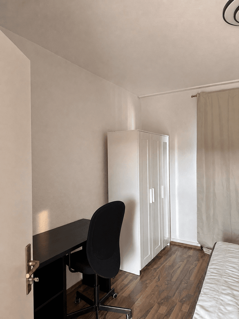 Pronájem bytu 18 m², Düsseldorf, Severní Porýní-Vestfálsko Pronájem bytu 18 m², Düsseldorf, Severní Porýní-Vestfálsko