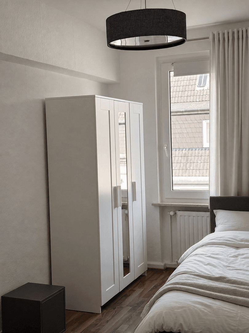 Pronájem bytu 18 m², Düsseldorf, Severní Porýní-Vestfálsko Pronájem bytu 18 m², Düsseldorf, Severní Porýní-Vestfálsko