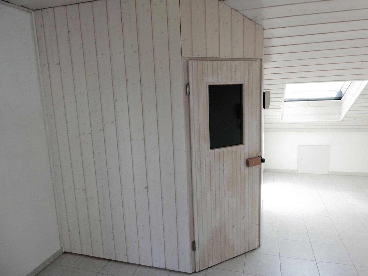 Prodej domu 193 m², pozemek 405 m², Karlsbader Straße 5a, München, Bavorsko Prodej domu 193 m², pozemek 405 m², Karlsbader Straße 5a, München, Bavorsko